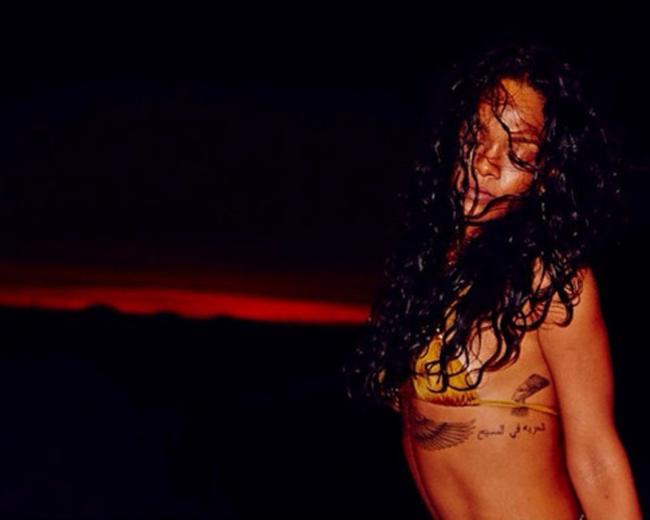 Rihanna, altro che Leonardo Di Caprio: amore con la star del Real Madrid Rihanna, altro che Leonardo Di Caprio: amore con la star del Real Madrid