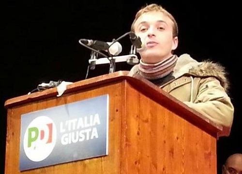 ‘Mongoloide e ricchione”: esponente gay del Pd picchiato in un bar ‘Mongoloide e ricchione”: esponente gay del Pd picchiato in un bar