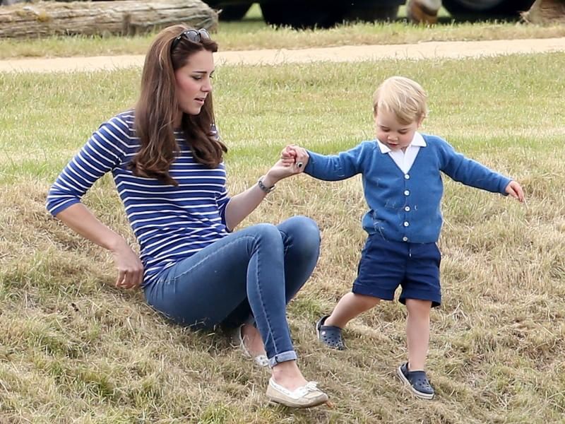 Kate Middleton, le foto a un mese dal parto. Ecco perché è così in forma
