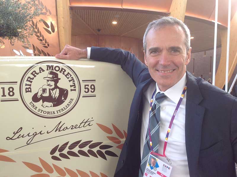 Birra Moretti sulla vetta del Monte Bianco Birra Moretti sulla vetta del Monte Bianco