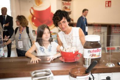 Nutella, gaffe francese. Agnese Renzi difende l’Italia. Olio di palma, la verità