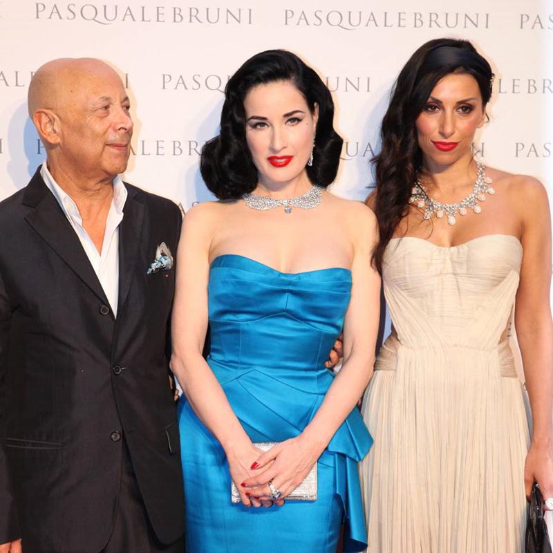 Dita Von Teese seduce Milano: FOTO Dita Von Teese seduce Milano: FOTO