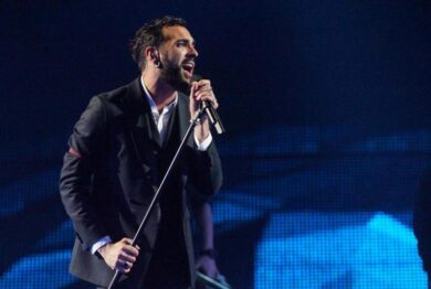 Marco Mengoni premiato al Senato dal presidente Pietro Grasso