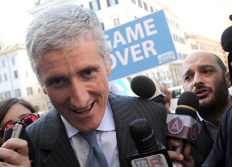 Comune, il Pd prova col rimpasto. Ma chi si lega a Marino affonda