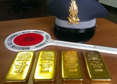 Riciclaggio oro: Guardia di Finanza sgomina banda internazionale