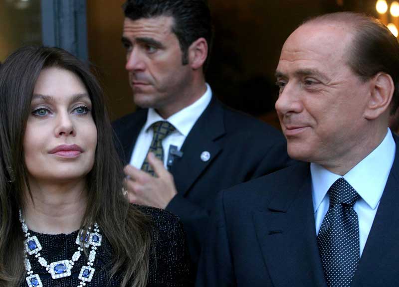 Berlusconi vince la partita del divorzio. A Veronica solo 1 milione al mese Berlusconi vince la partita del divorzio. A Veronica solo 1 milione al mese