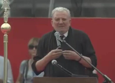 Family Day, prete neocatecumenale: “Femminicidio è colpa delle donne”. Video shock