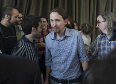 Grecia/ Podemos si schiera al fianco di Tsipras