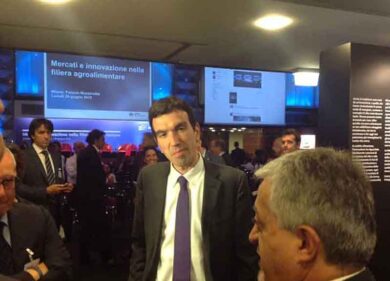 Martina :” Le prossime ore siano di confronto serve lo sforzo del governo greco”