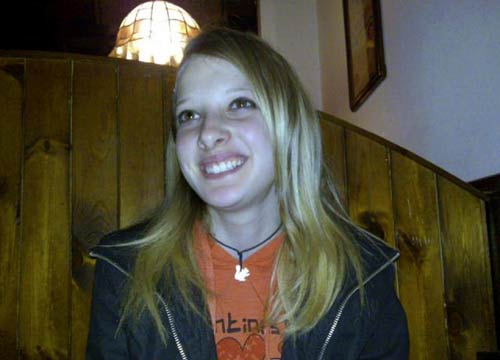 “Una la tratteneva e l’altra la strangolava”. Così hanno ucciso Sarah Scazzi “Una la tratteneva e l’altra la strangolava”. Così hanno ucciso Sarah Scazzi