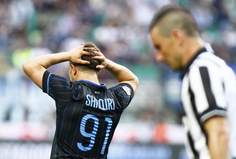 Shaqiri, l’offerta è giusta (dalla Premier League): l’Inter ci pensa Shaqiri, l’offerta è giusta (dalla Premier League): l’Inter ci pensa