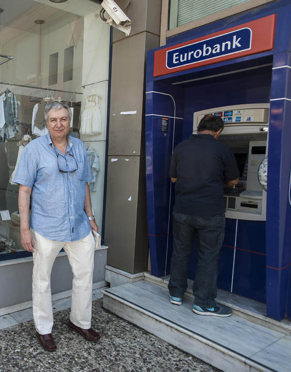 Grecia, solo raffinazione e navi. La dracma sarebbe un disastro. Ecco perché Grecia, solo raffinazione e navi. La dracma sarebbe un disastro. Ecco perché