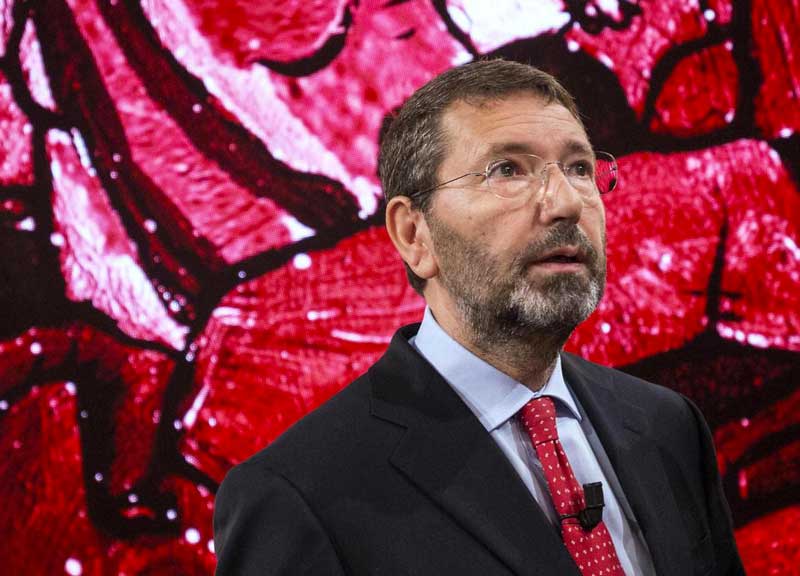 Nuova minaccia al sindaco Marino. Piccione ucciso con un proiettile Nuova minaccia al sindaco Marino. Piccione ucciso con un proiettile