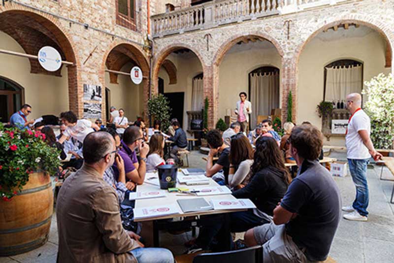Luci sul Lavoro dal 9 all’11 luglio a Montepulciano Luci sul Lavoro dal 9 all’11 luglio a Montepulciano