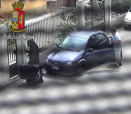 Isis, imbarazzo nel Carroccio. Soldi leghisti agli sposi jihadisti Isis, imbarazzo nel Carroccio. Soldi leghisti agli sposi jihadisti