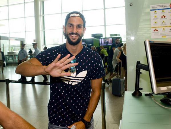 Montoya all’Inter con riscatto. Thohir: “Grandi ambizioni. Ora…” Montoya all’Inter con riscatto. Thohir: “Grandi ambizioni. Ora…”