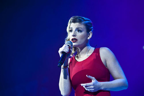 Emma Marrone rompe con Borriello Emma Marrone rompe con Borriello