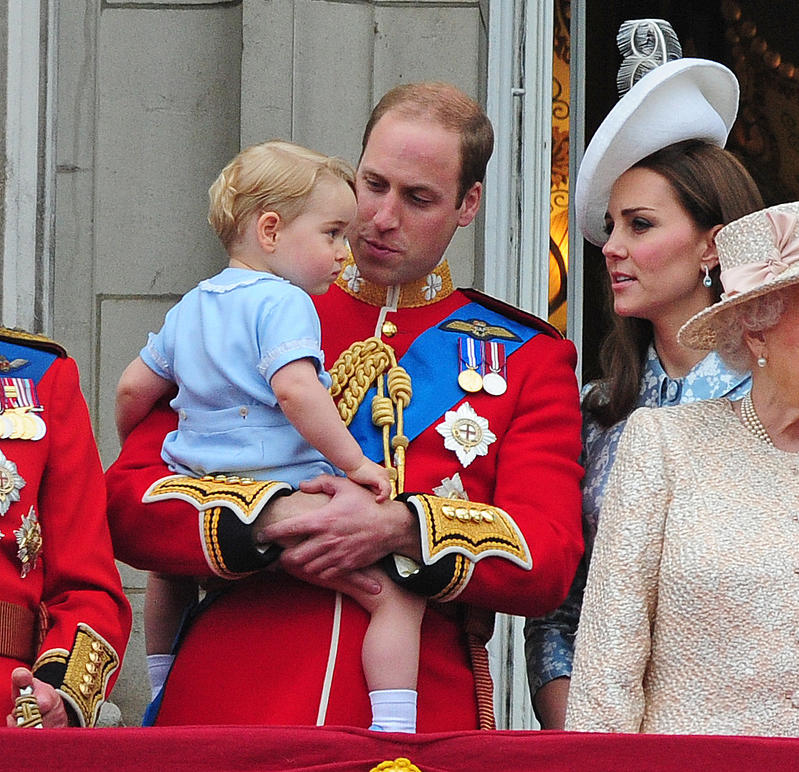 Kate Middleton e le madrine di Charlotte: sì a Diana, no ai reali Kate Middleton e le madrine di Charlotte: sì a Diana, no ai reali