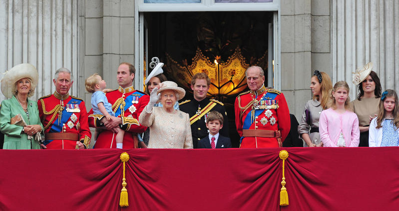 Kate Middleton e le madrine di Charlotte: sì a Diana, no ai reali Kate Middleton e le madrine di Charlotte: sì a Diana, no ai reali