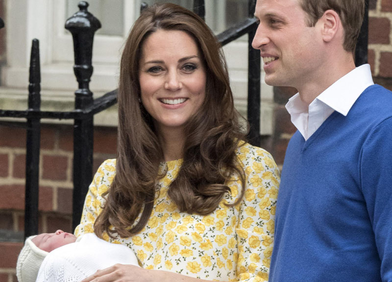 Kate Middleton e le madrine di Charlotte: sì a Diana, no ai reali Kate Middleton e le madrine di Charlotte: sì a Diana, no ai reali