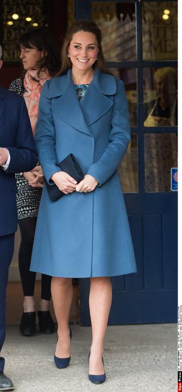 Kate Middleton e le madrine di Charlotte: sì a Diana, no ai reali Kate Middleton e le madrine di Charlotte: sì a Diana, no ai reali