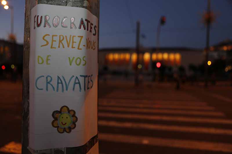 Grecia, urne chiuse. Merkel: “Tsipras manda Atene a sbattere” Grecia, urne chiuse. Merkel: “Tsipras manda Atene a sbattere”