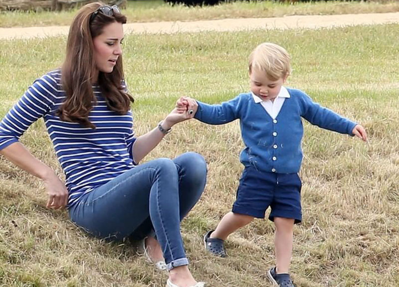 Kate Middleton e le madrine di Charlotte: sì a Diana, no ai reali Kate Middleton e le madrine di Charlotte: sì a Diana, no ai reali