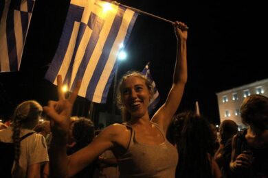 Grecia, il “no” vince grazie a campagne e isole. Atene più europeista