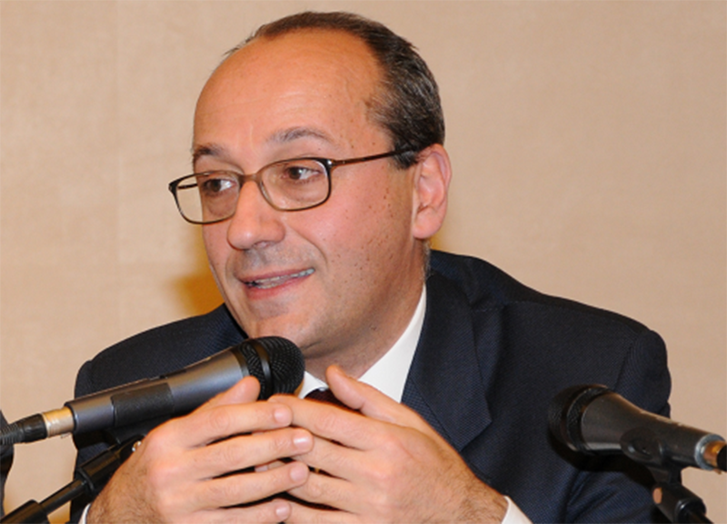 Bagnai: “Il progetto europeo si è disvelato in tutto il suo fascismo” Bagnai: “Il progetto europeo si è disvelato in tutto il suo fascismo”