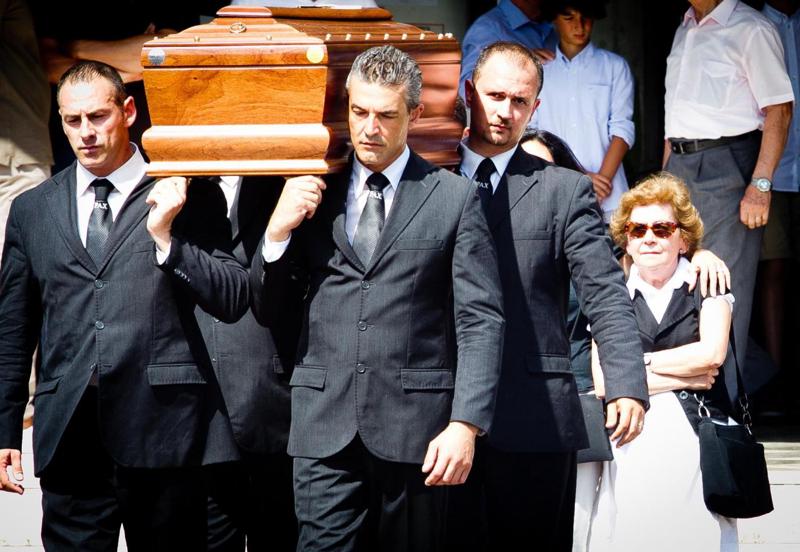 Balotelli, commovente messaggio di Mario dopo la morte del papà Balotelli, commovente messaggio di Mario dopo la morte del papà