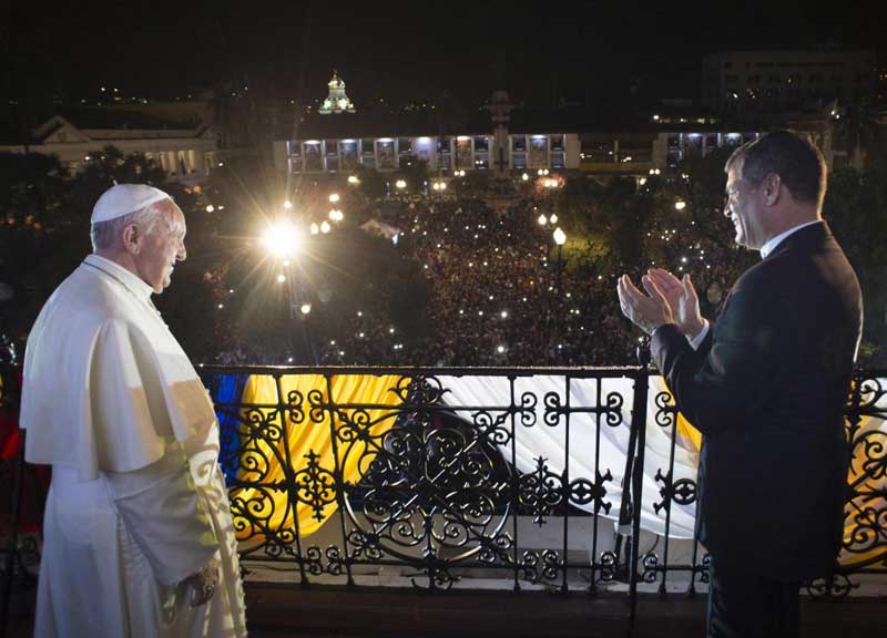 Il Papa in Bolivia, 20mila borse di coca per lui