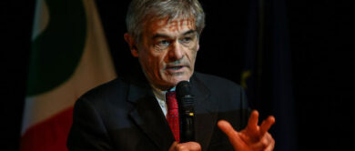 Il Tar salva Chiamparino. Firme false, trema il Pd