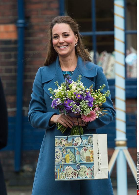 Kate Middleton, nuove foto coi royal baby by Mario Testino. FOTO