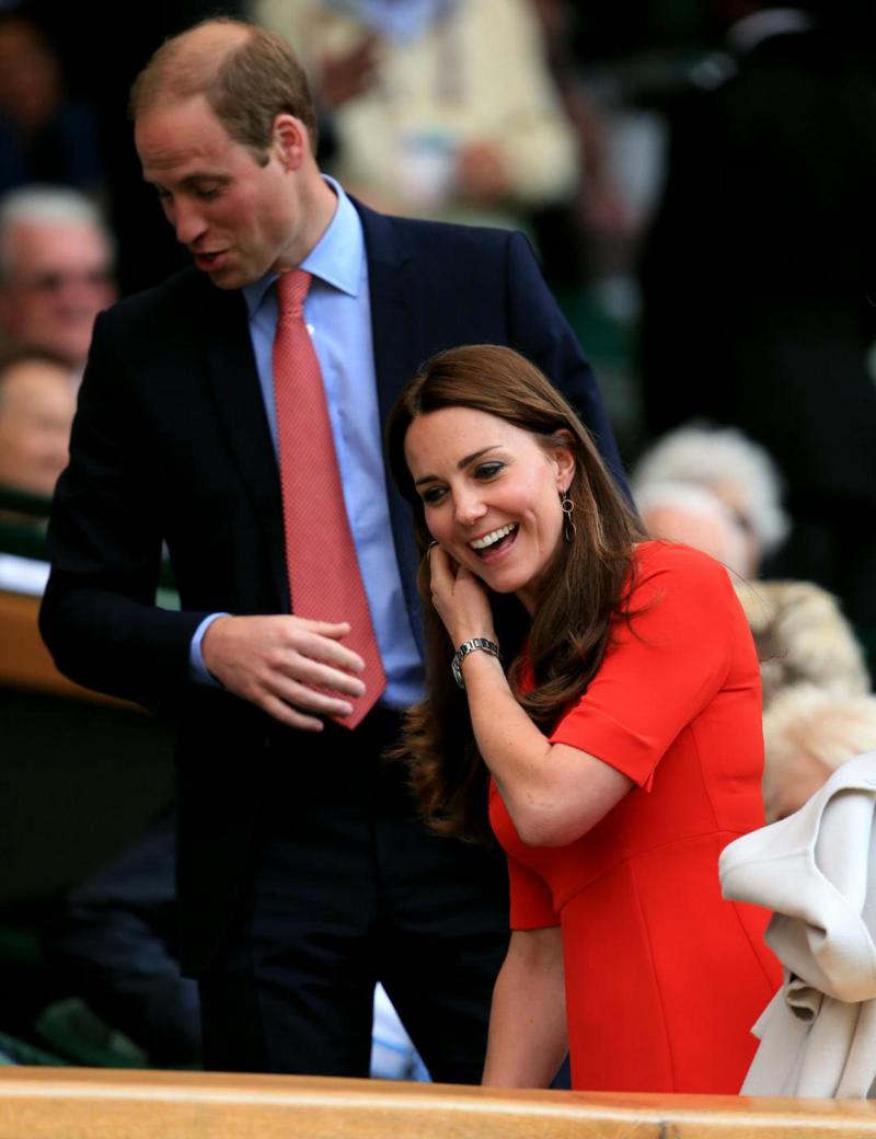 Il principe William (senza Kate Middleton) all’Imperial War Museum