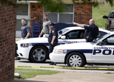 Usa, afroamericano disarmato ucciso da poliziotti