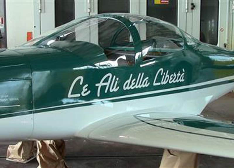 Social flight one, a Expo il primo aereo al mondo costruito in carcere Social flight one, a Expo il primo aereo al mondo costruito in carcere