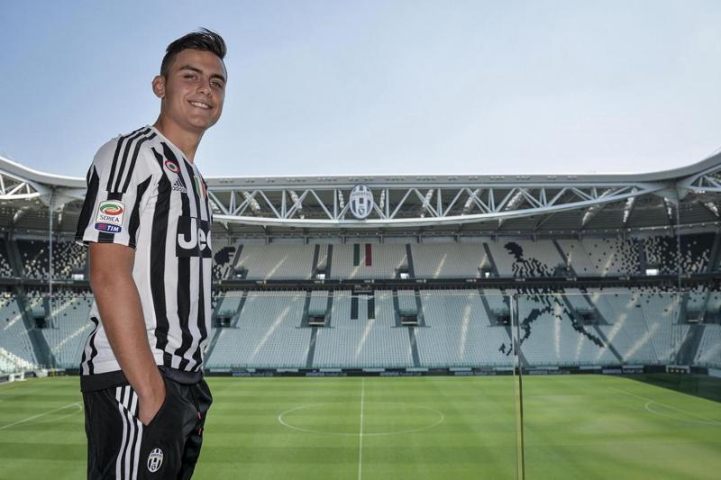 Juventus, Dybala si presenta: omaggio a Zidane ma dimentica Pirlo Juventus, Dybala si presenta: omaggio a Zidane ma dimentica Pirlo