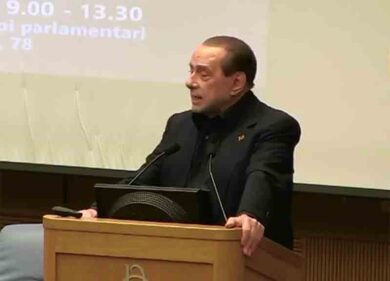 Berlusconi rivela: nel 2011 Napolitano chiamò Fini, lo voleva premier