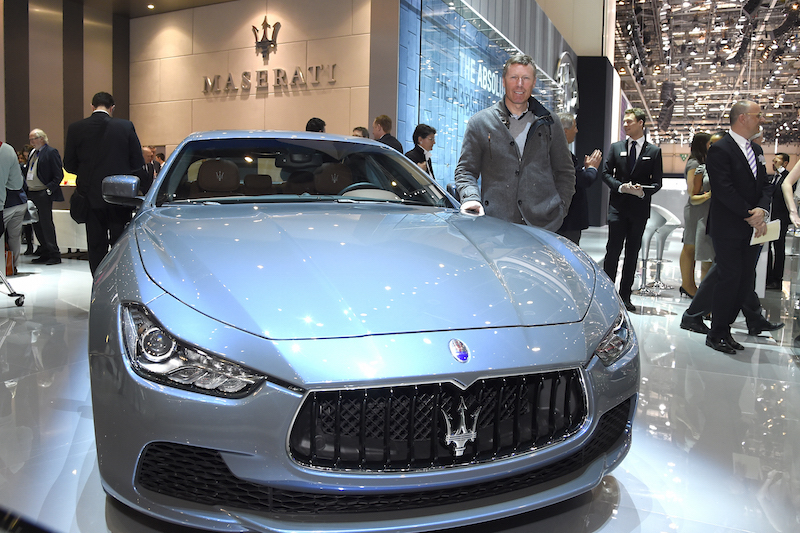 I francesi fanno festa tra caldo e zanzare. Evento Jap per Maserati in piazza San Fedele. Spritz Milano I francesi fanno festa tra caldo e zanzare. Evento Jap per Maserati in piazza San Fedele. Spritz Milano