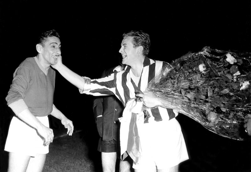 Ghiggia, morto l’uomo che mise in ginocchio il Maracanà. Giocò a Roma Ghiggia, morto l’uomo che mise in ginocchio il Maracanà. Giocò a Roma