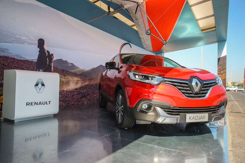 Renault in tour sulle spiagge italiane