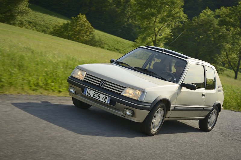 Peugeot 205 GTi  Gentry: piacevolmente elegante nella sua sobrietà