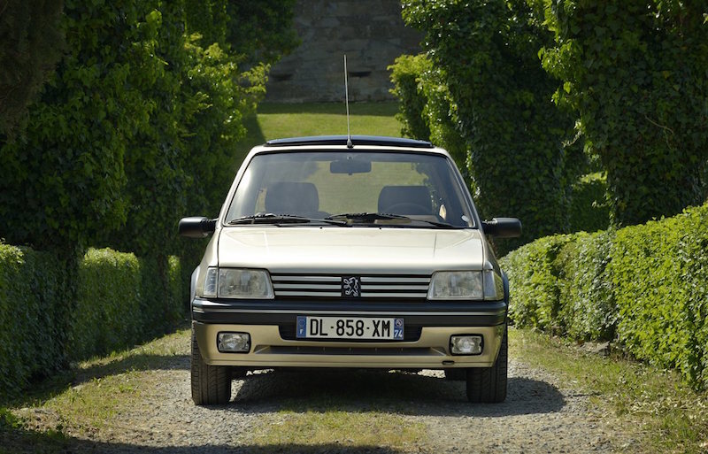 Peugeot 205 GTi  Gentry: piacevolmente elegante nella sua sobrietà