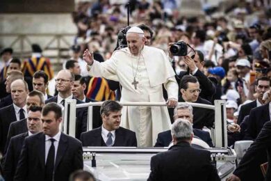 Giubileo, abbuffata da 8 miliardi. A Roma arriveranno in 33 milioni