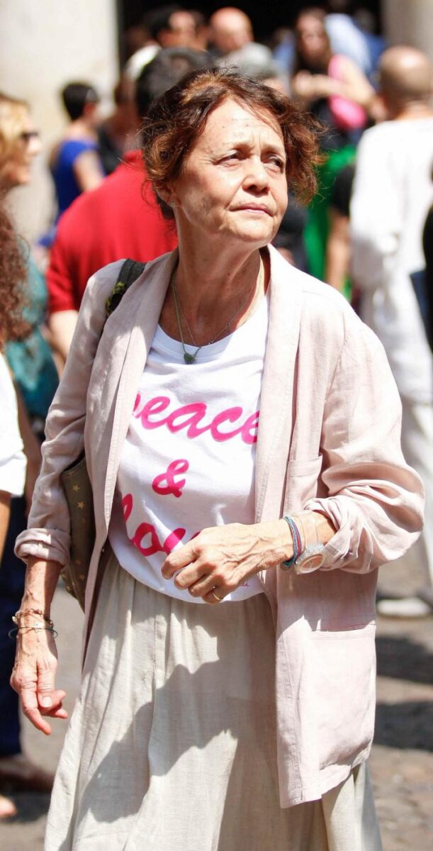 Fiorucci, i funerali. Don Mazzi: “I suoi angeli dipingano Milano” Fiorucci, i funerali. Don Mazzi: “I suoi angeli dipingano Milano”