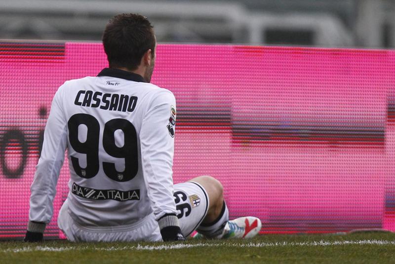 Sampdoria, Zenga non si dimette più e Ferrero non prende Cassano Sampdoria, Zenga non si dimette più e Ferrero non prende Cassano