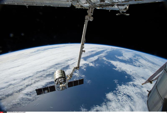 La Stazione Spaziale torna tricolore. Nel 2017 un astronauta italiano sulla Iss La Stazione Spaziale torna tricolore. Nel 2017 un astronauta italiano sulla Iss