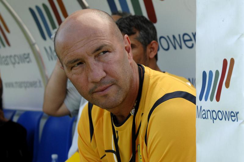 Zenga a Ferrero: no a Cassano o dimissioni dalla Sampdoria Zenga a Ferrero: no a Cassano o dimissioni dalla Sampdoria