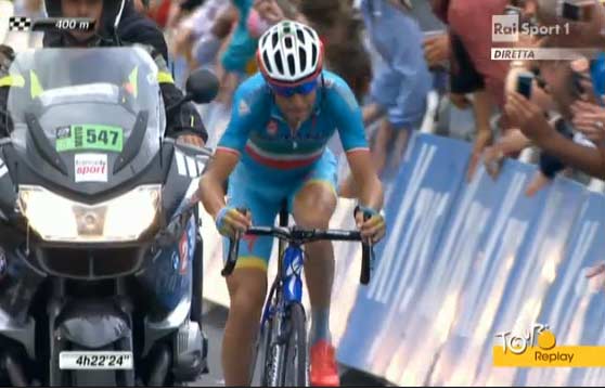 Tour de France 2015, spettacolare Vincenzo Nibali: vince. Podio vicino Tour de France 2015, spettacolare Vincenzo Nibali: vince. Podio vicino