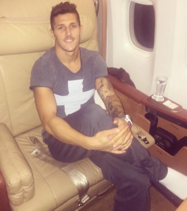 Inter, arriva Jovetic ma non parla. Attesa per le visite mediche